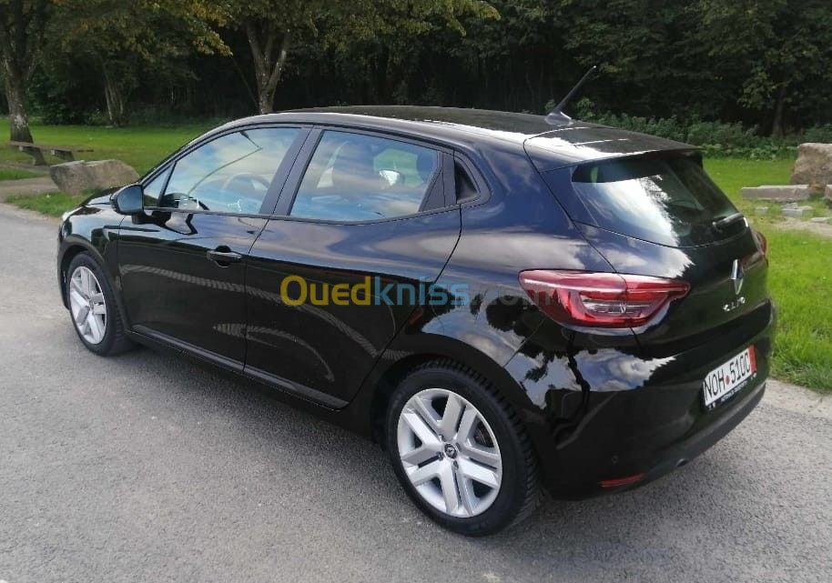 Renault Clio 4 2022 Limited 2