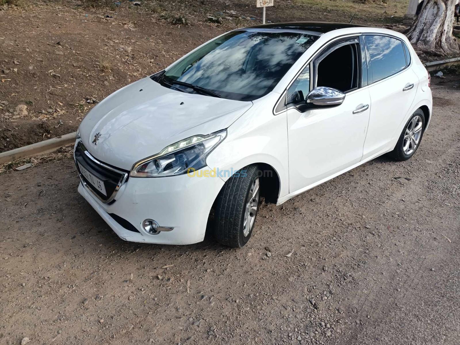 Peugeot 208 2014 Allure