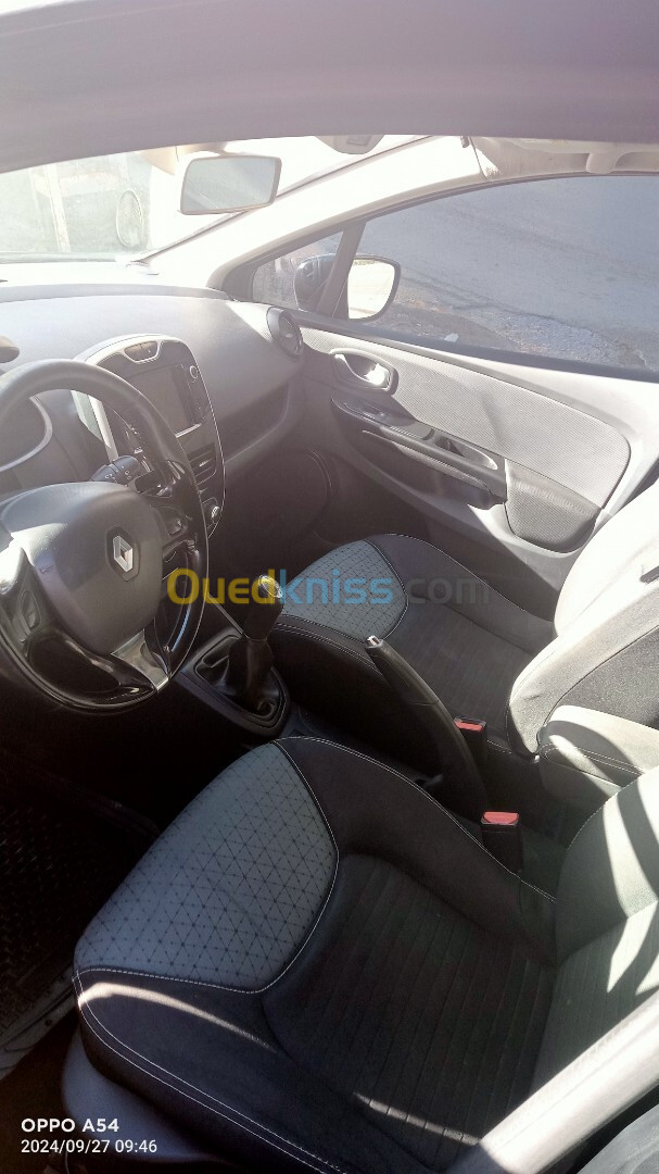 Renault Clio 4 2014 Seventeen