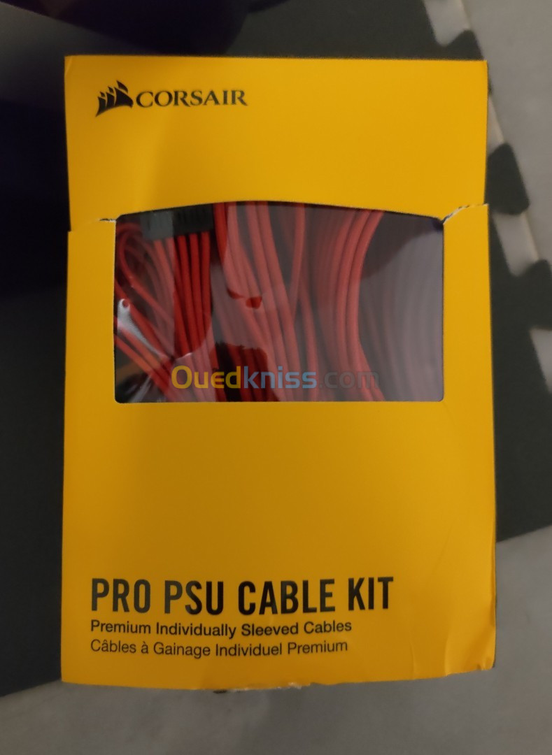 Corsair Kit pro de câbles pour alimentation à gainage individuel de type 4 Gen 4 Premium – rouge -VENDU-