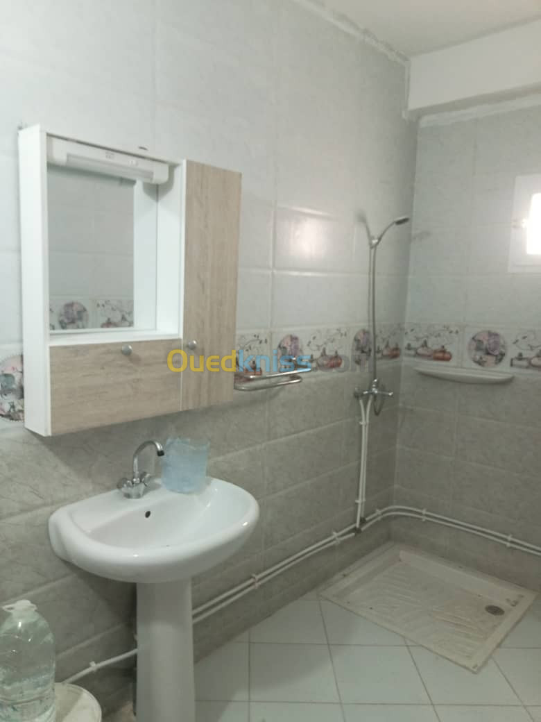 Location Appartement F3 Alger Bordj el bahri