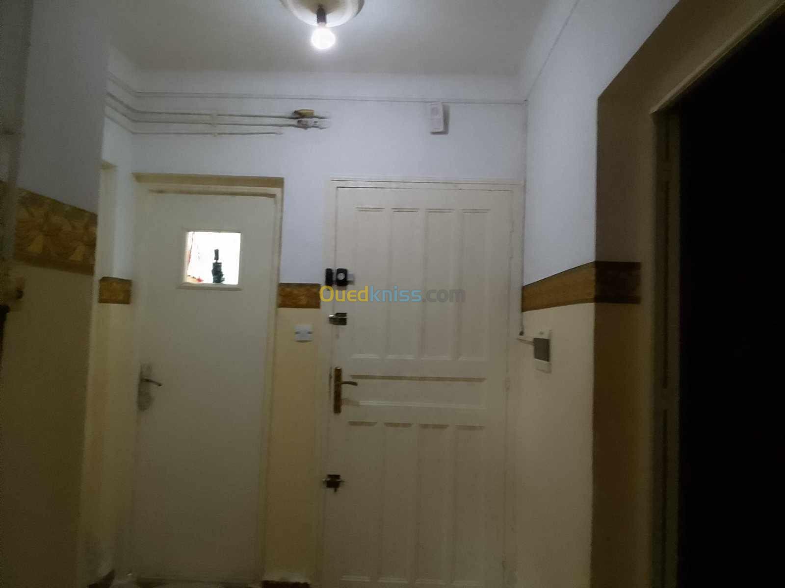 Vente Appartement F3 Alger Ain benian