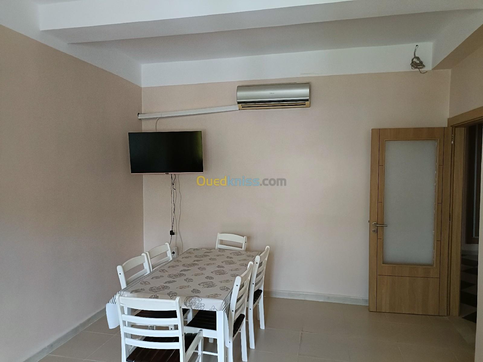 Location vacances Niveau De Villa F4 Skikda Filfla