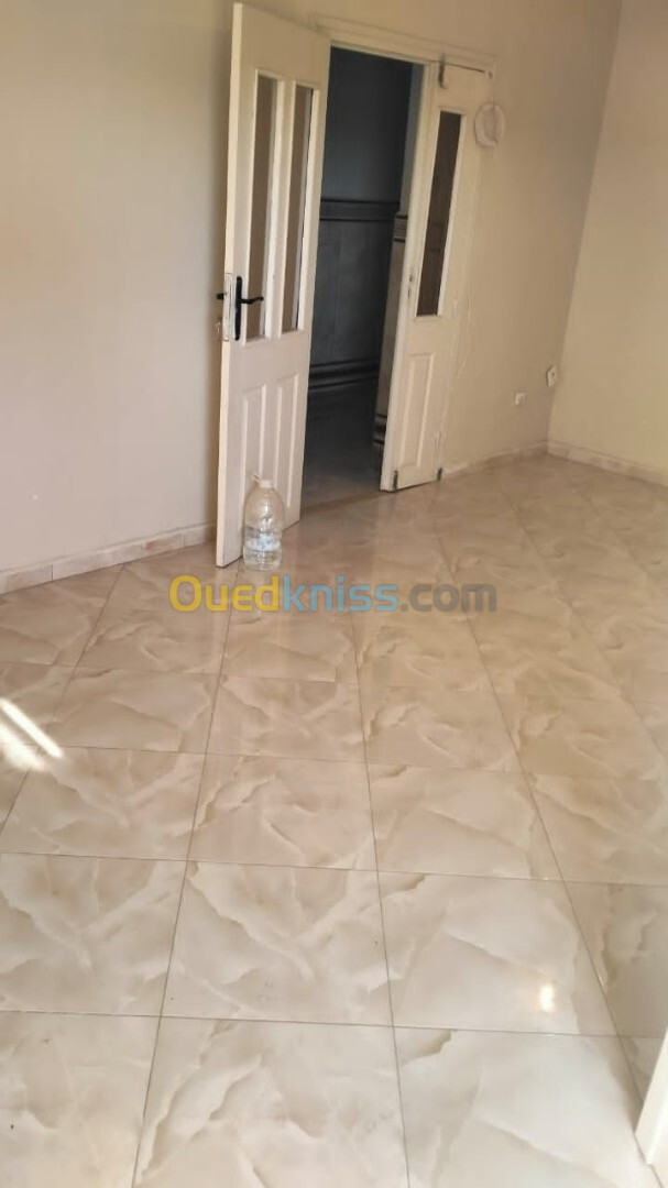 Location Appartement F3 Alger Draria