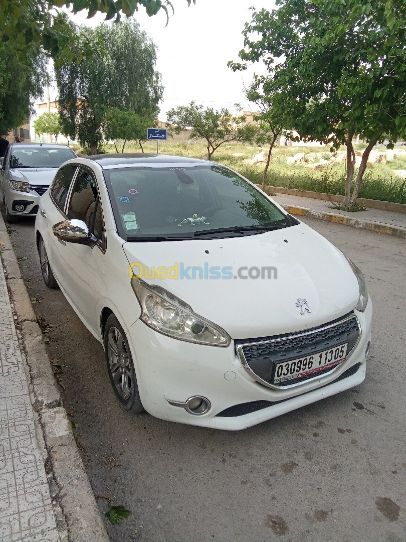 Peugeot 208 2012 Allure