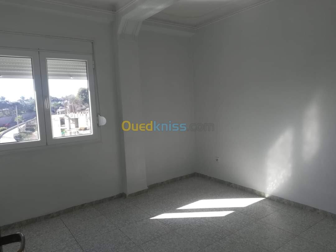 Location Appartement F4 Alger Bir mourad rais