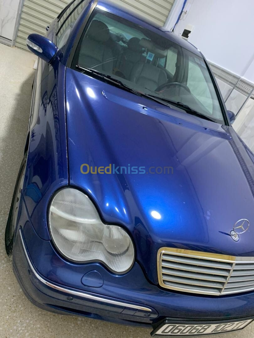 Mercedes Classe C 2002 220 Exclusive