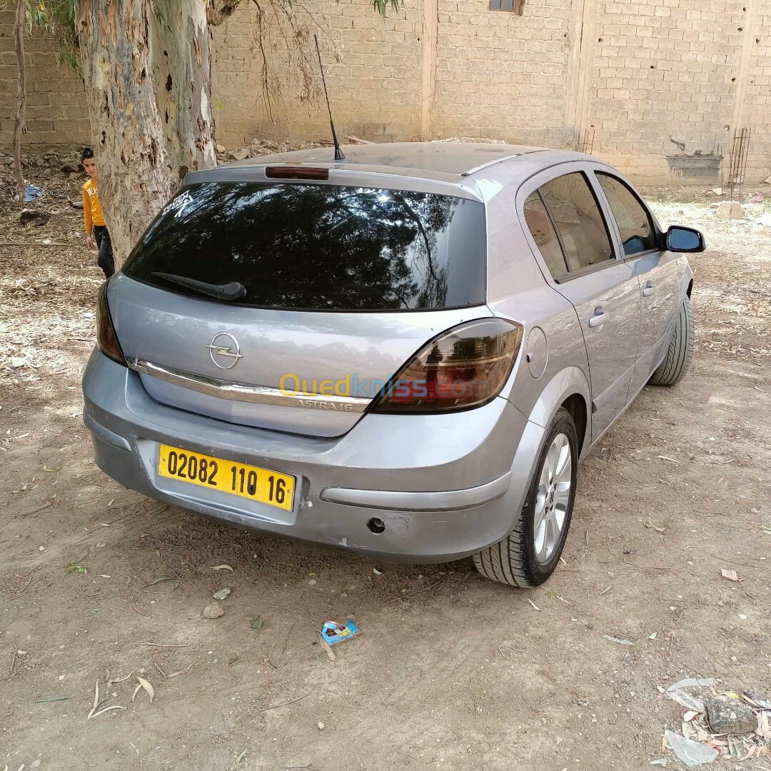 Opel Astra 2010 Astra