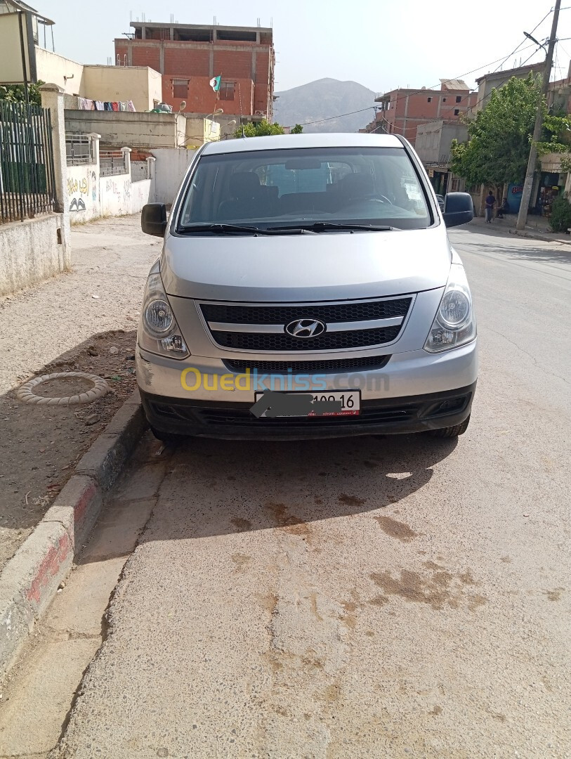 Hyundai H1 2009 Vitré 9 places