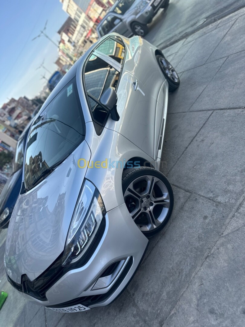 Renault Clio 4 2019 GT Line +