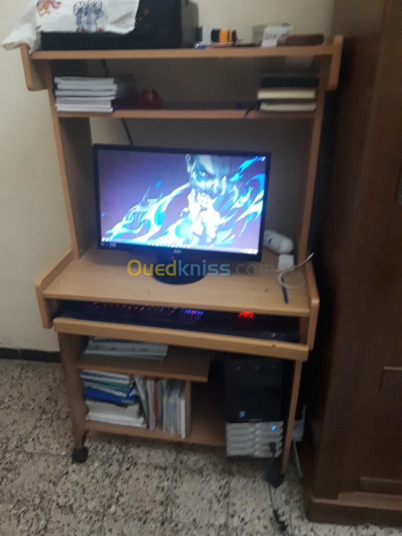 A vendre ordinateur de bureau avec table à Sétif