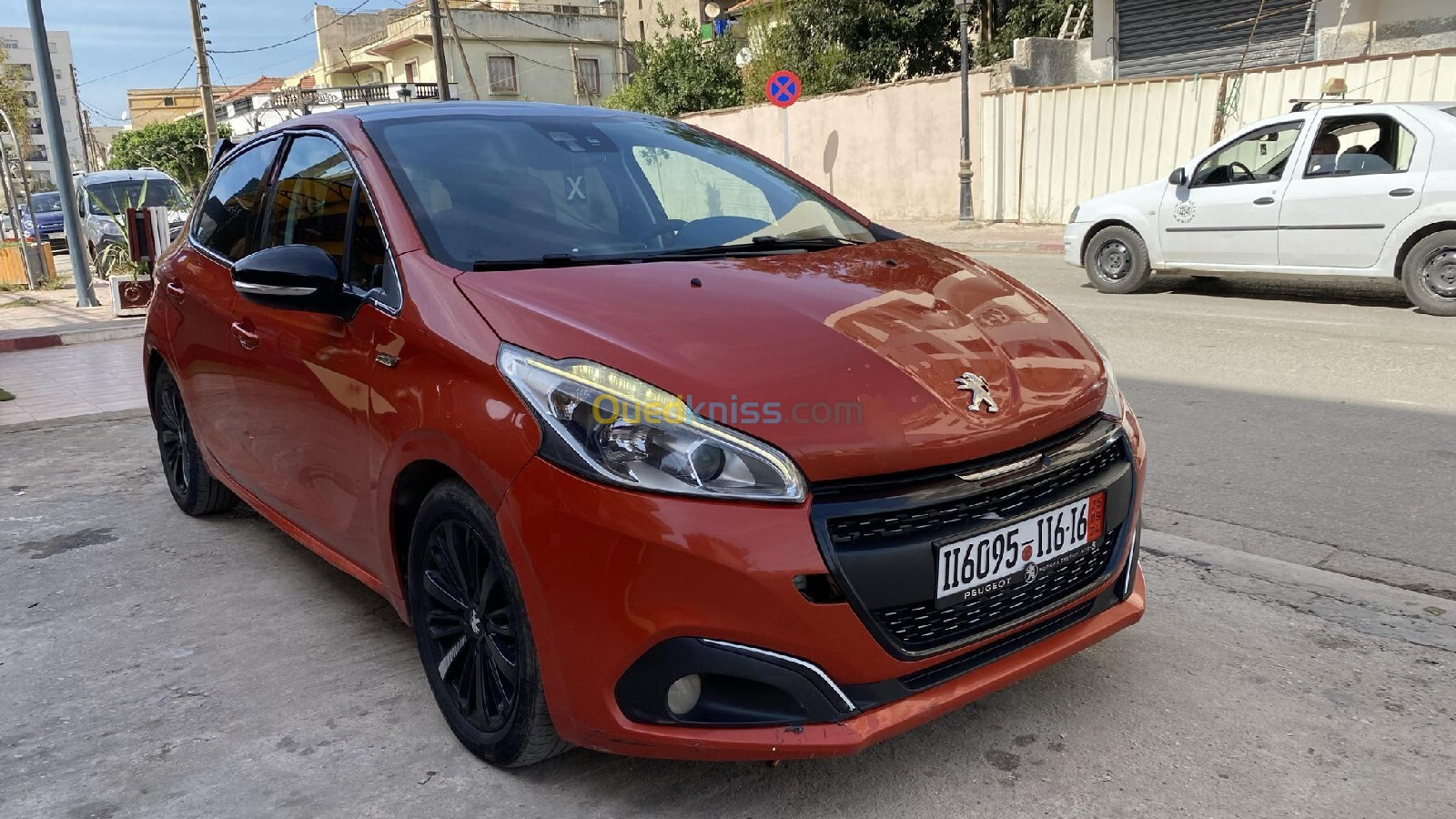 Peugeot 208 2016 Allure Facelift