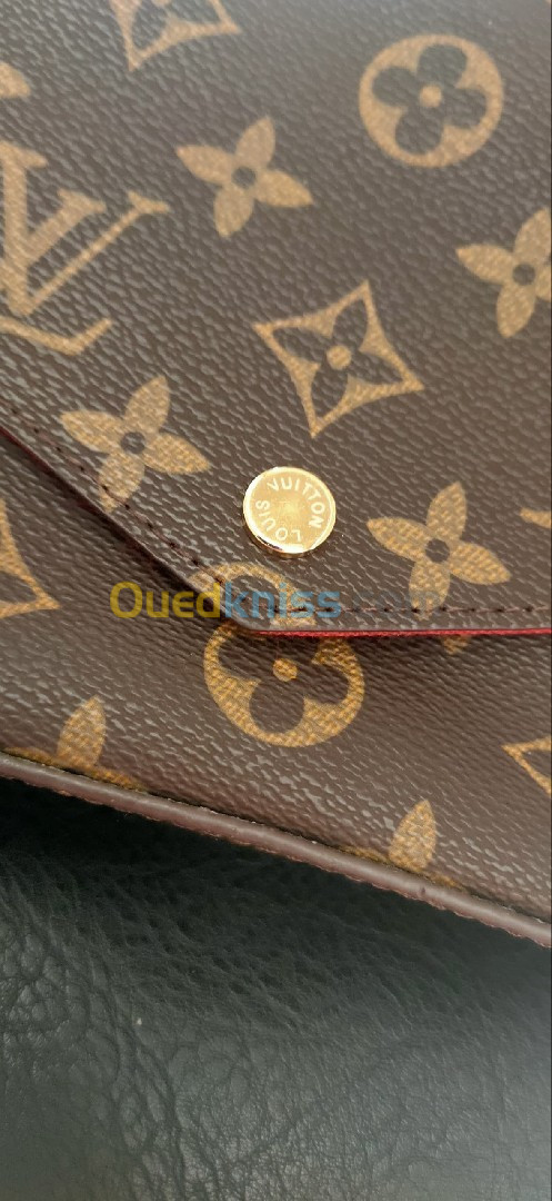 Sac Pochette Félicie Louis Vuitton AUTHENTIQUE provenance France