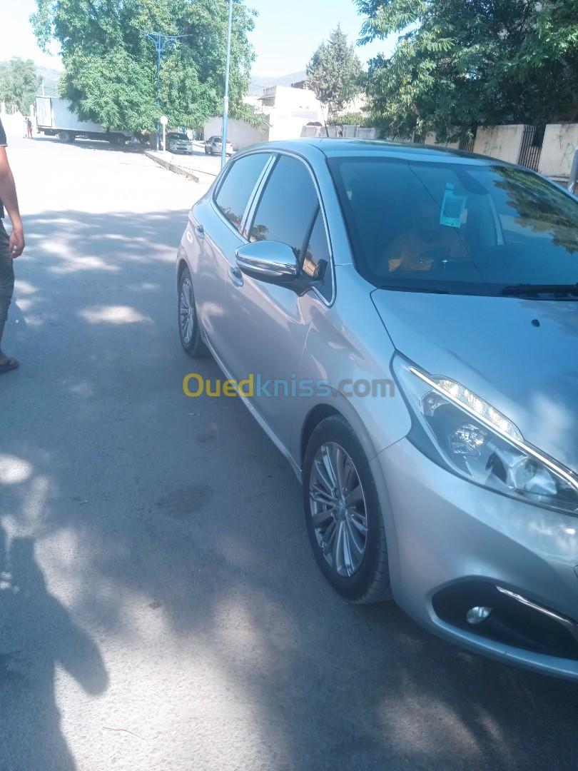 Peugeot 208 2018 208