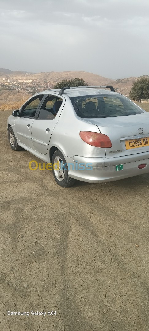 Peugeot 206 Sedan 2010 206+ sedan