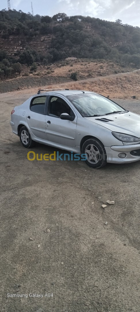 Peugeot 206 Sedan 2010 206+ sedan