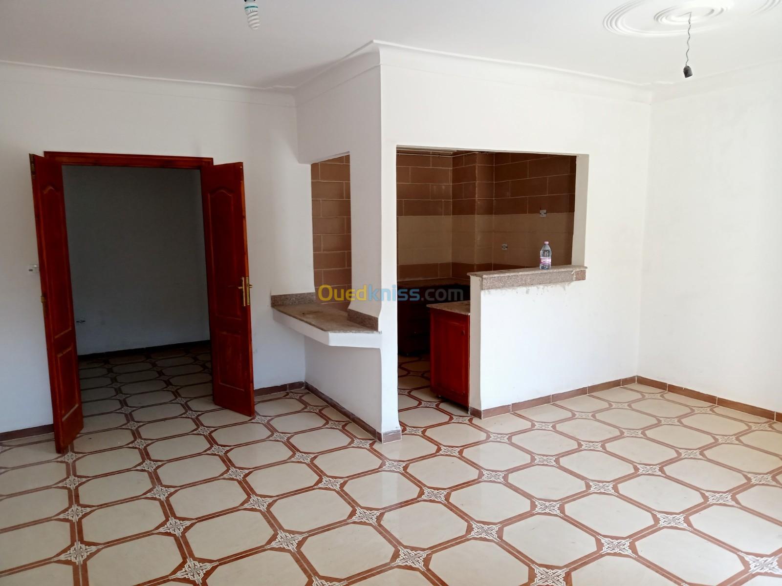 Vente Appartement F2 Béjaïa Souk el thenine