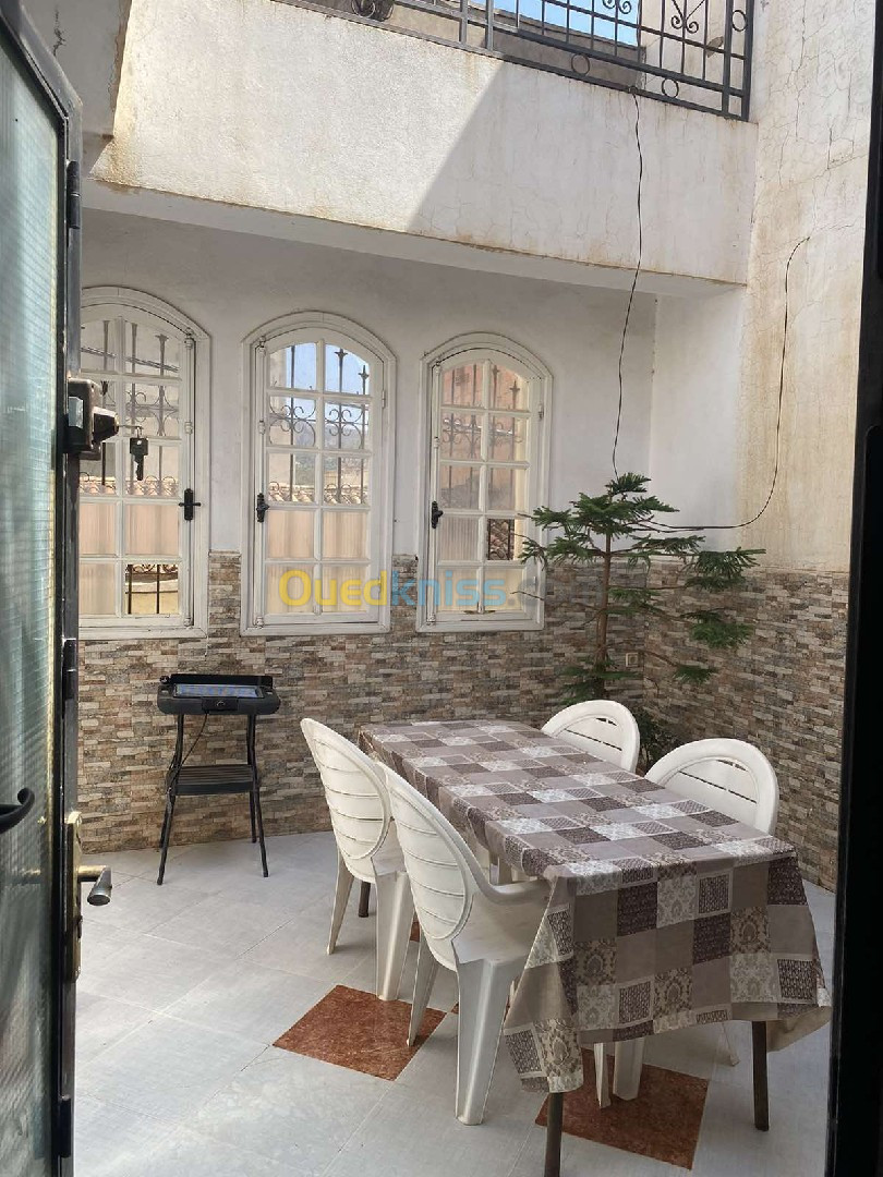 Location vacances Niveau De Villa F3 Tlemcen Tlemcen