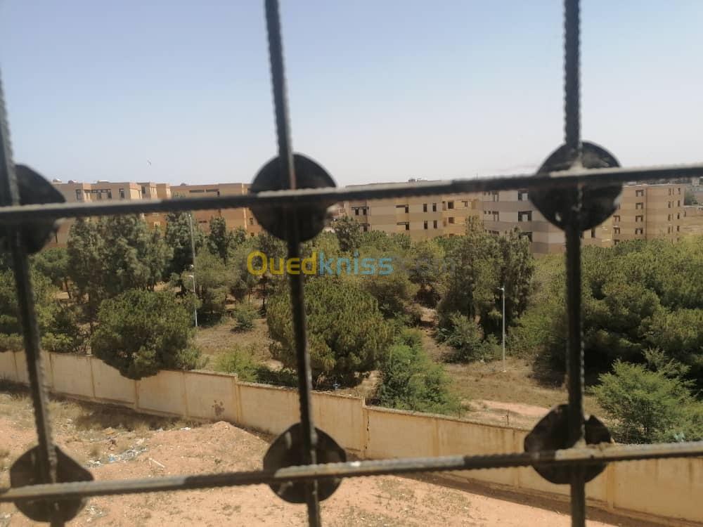 Vente Appartement F4 Mostaganem Mostaganem