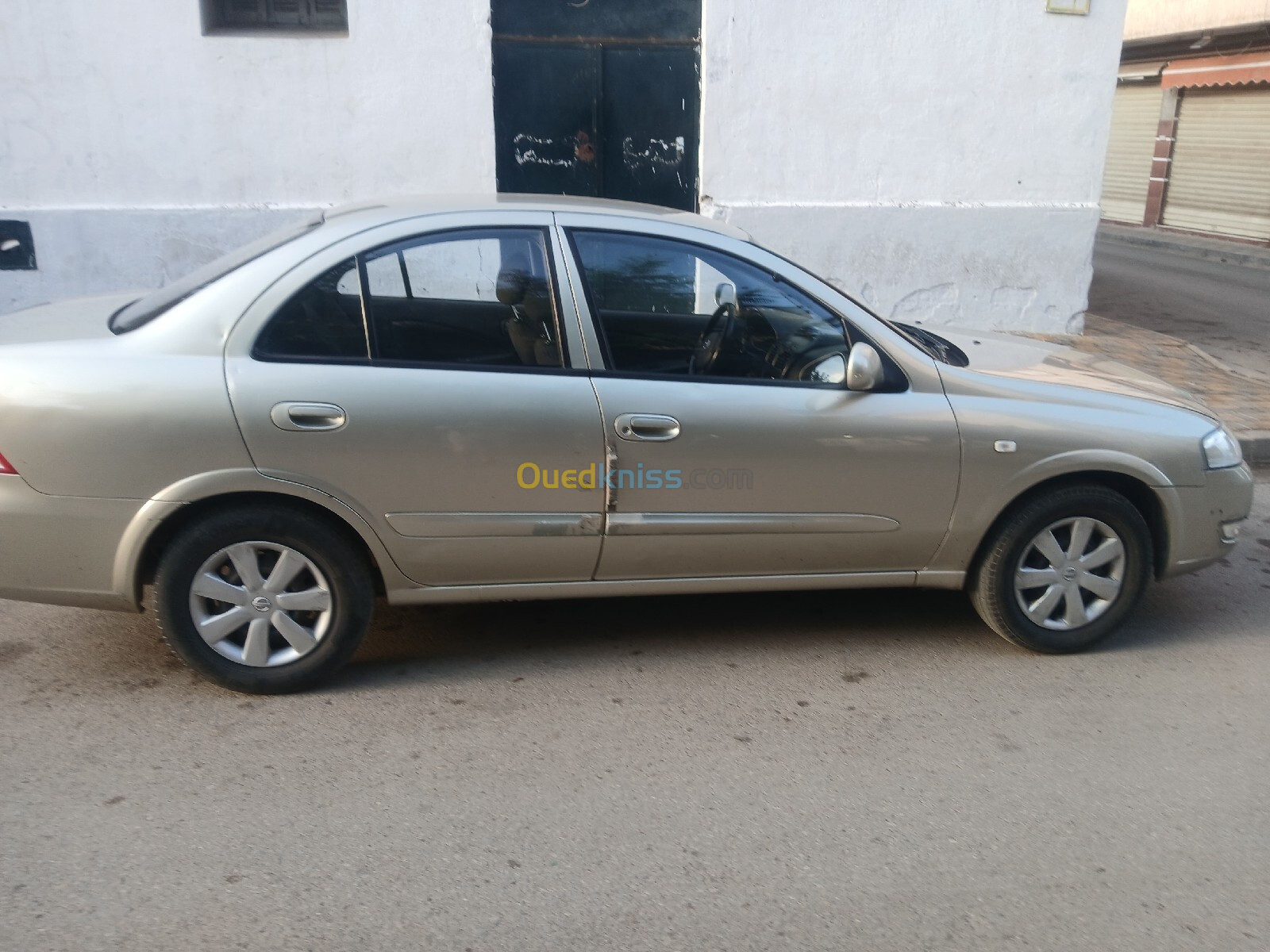 Nissan Sunny 2009 B10