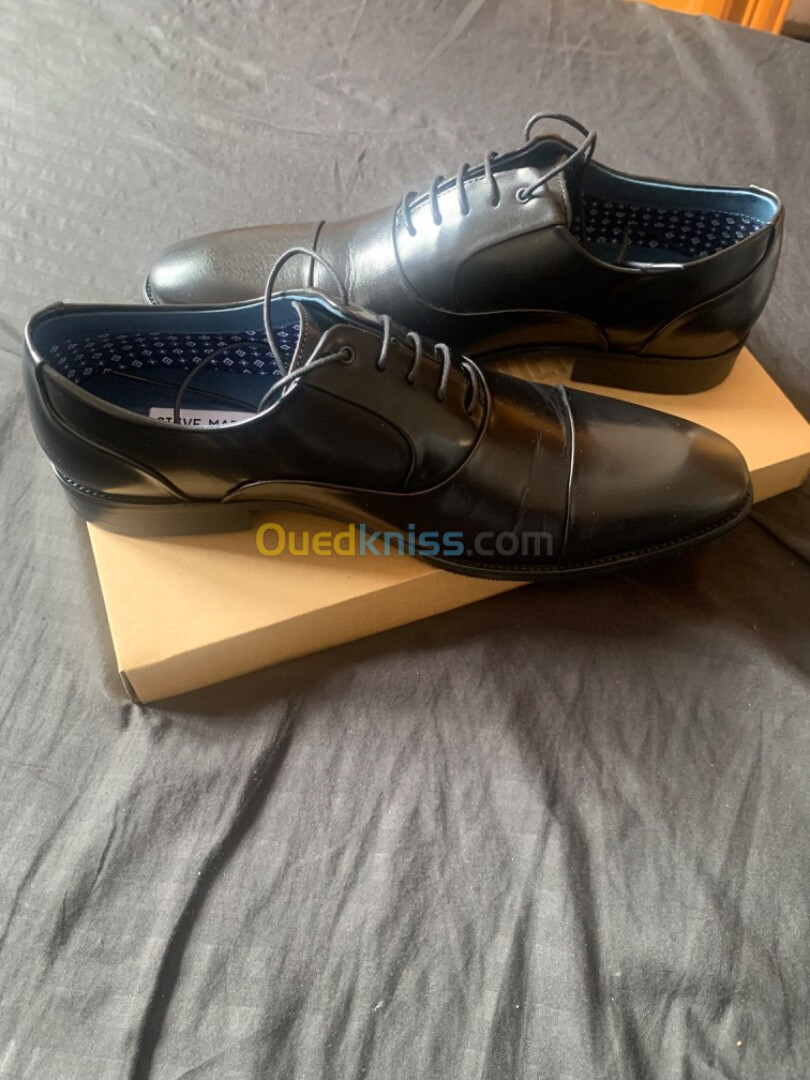 Chaussures classiques noires 