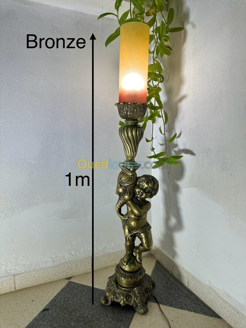 Ancienne Lampe En Bronze 