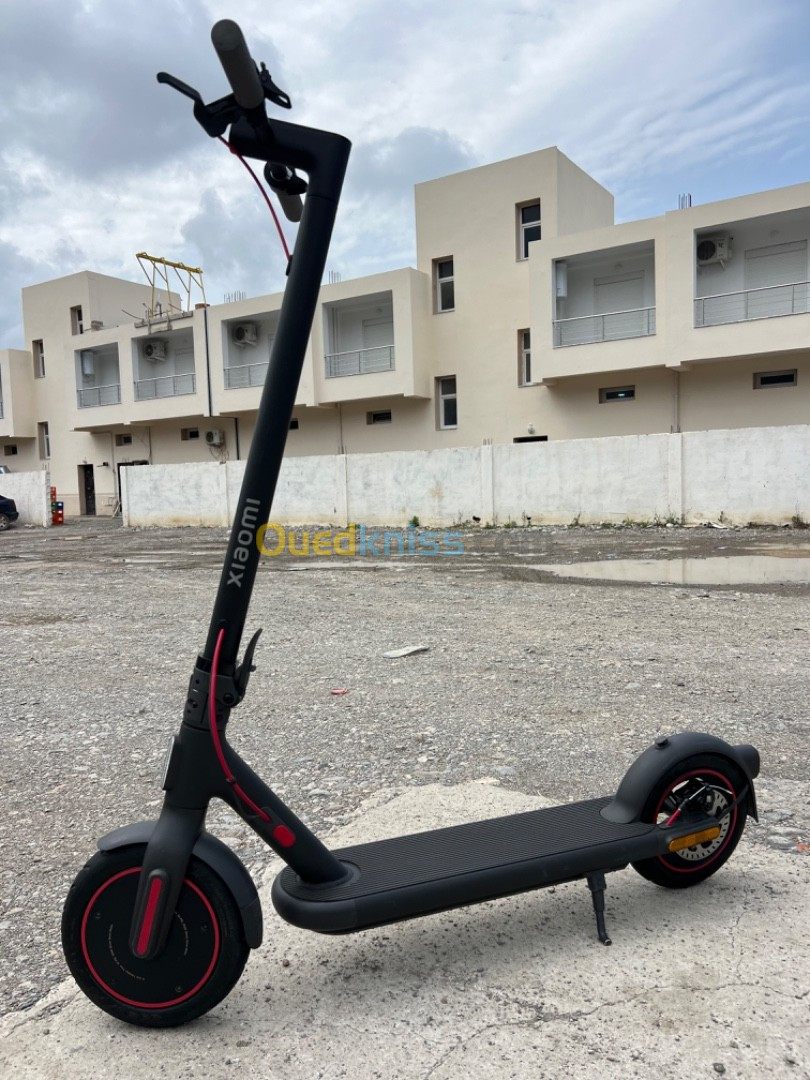 Trottinette Xiaomi 4 pro