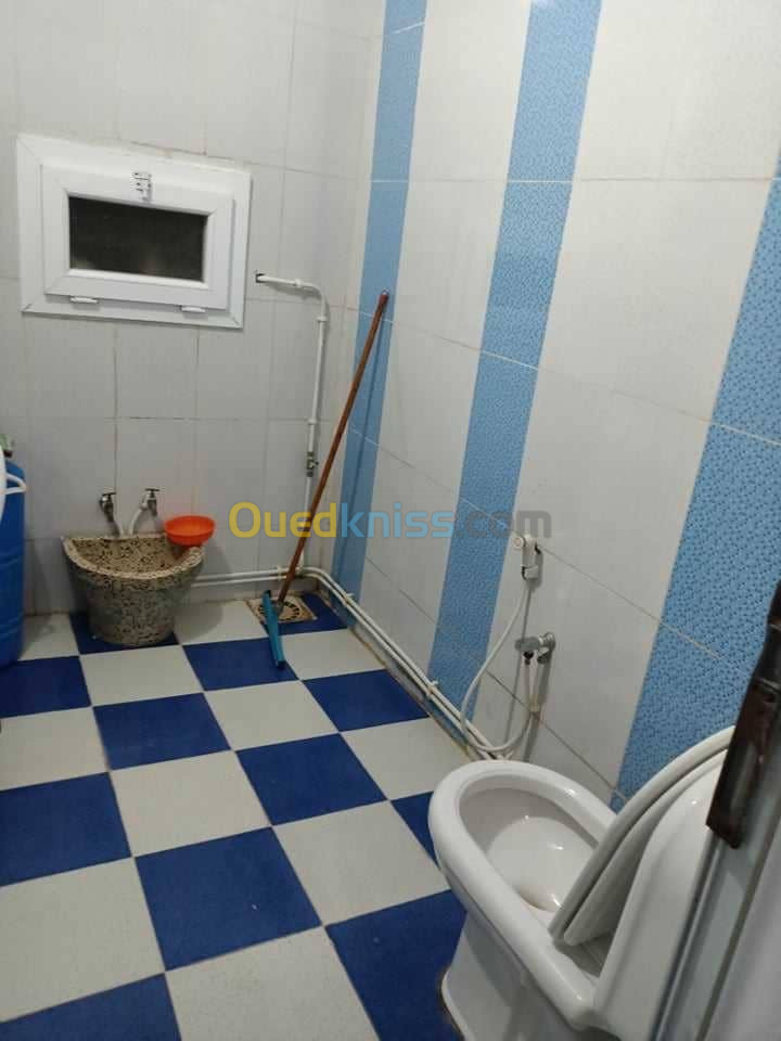 Location vacances Niveau De Villa F8 Aïn Témouchent Ouled boudjemaa