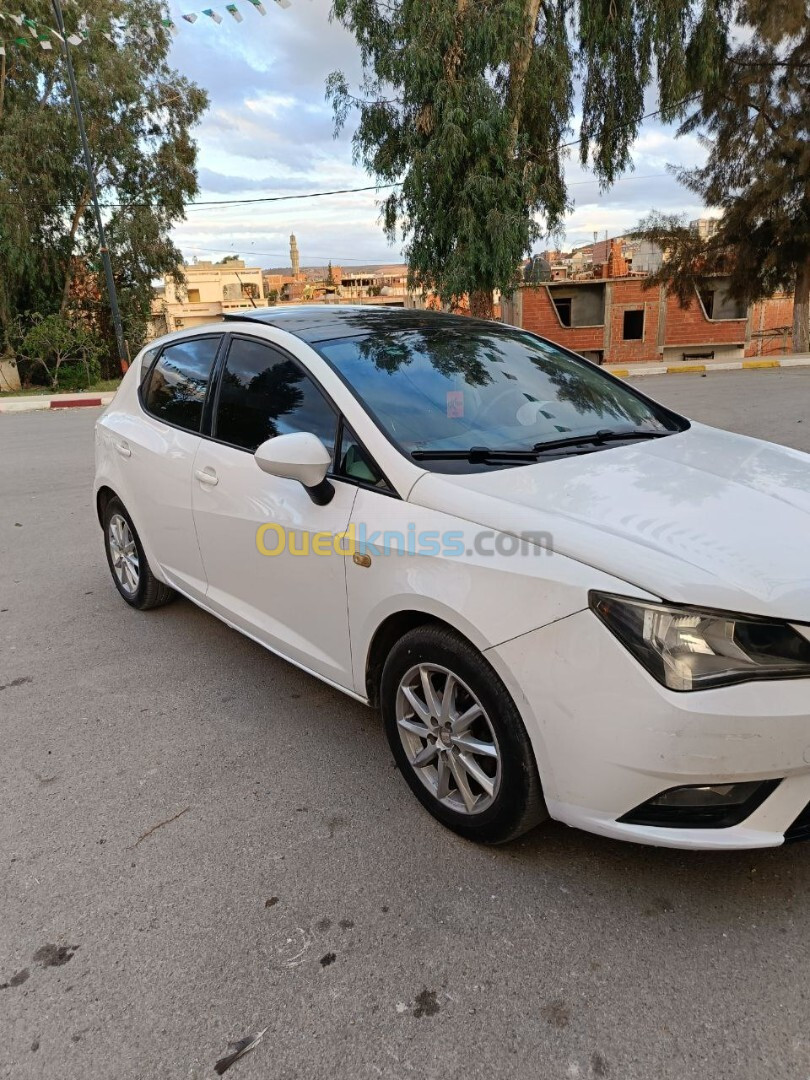 Seat Ibiza 2012 Fully +Toit ouvrant