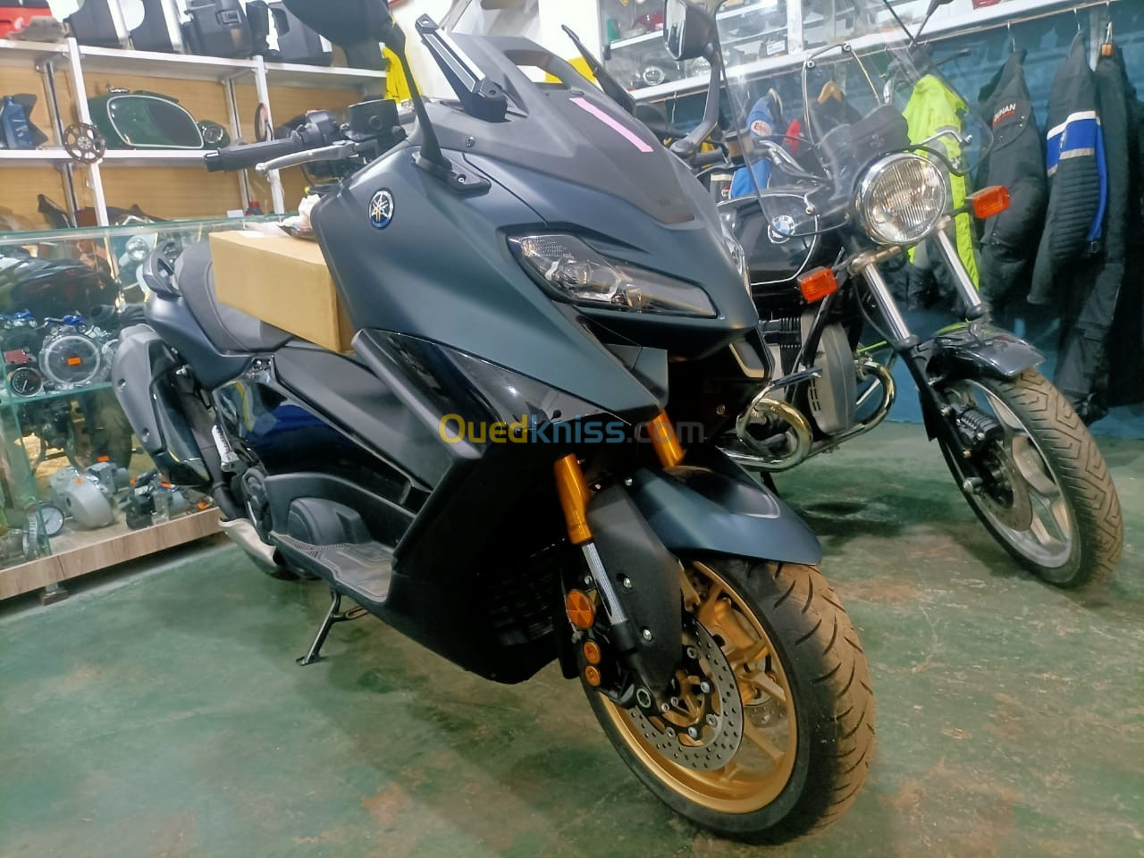 Yamaha Tmax tec max560 2022