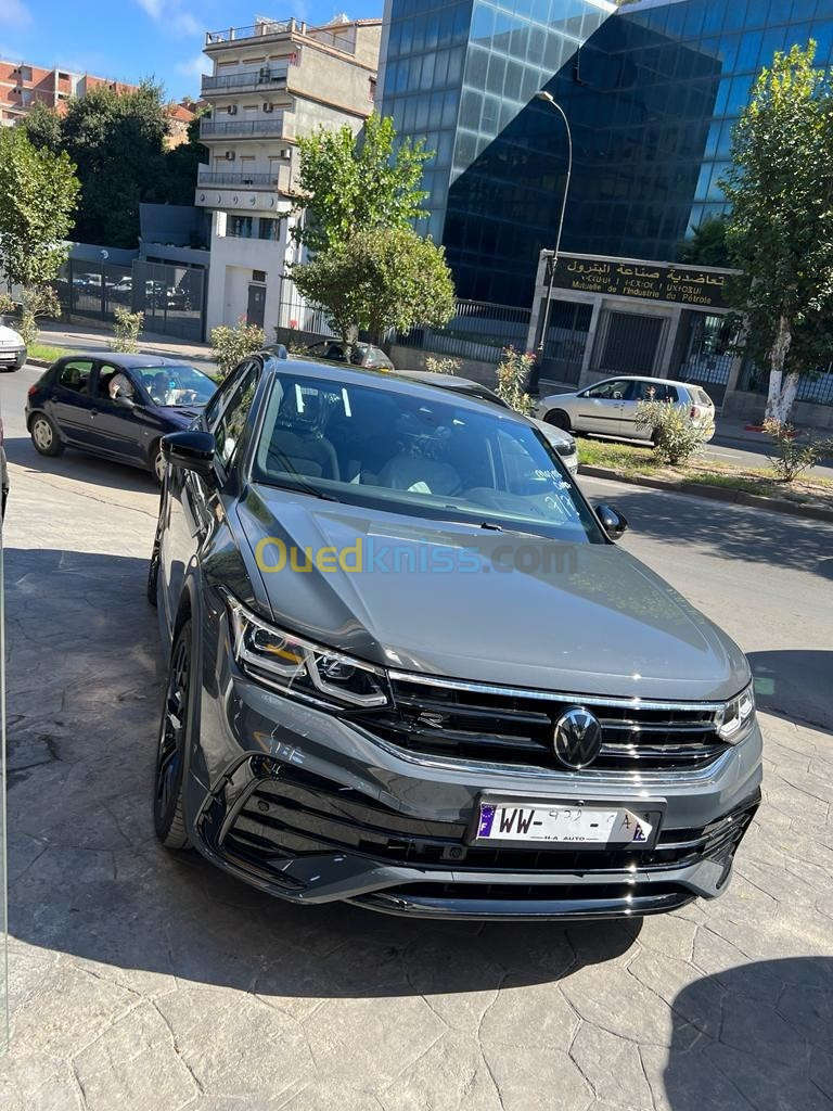 Volkswagen Tiguan 00mk 2023 2023 Tiguan full options