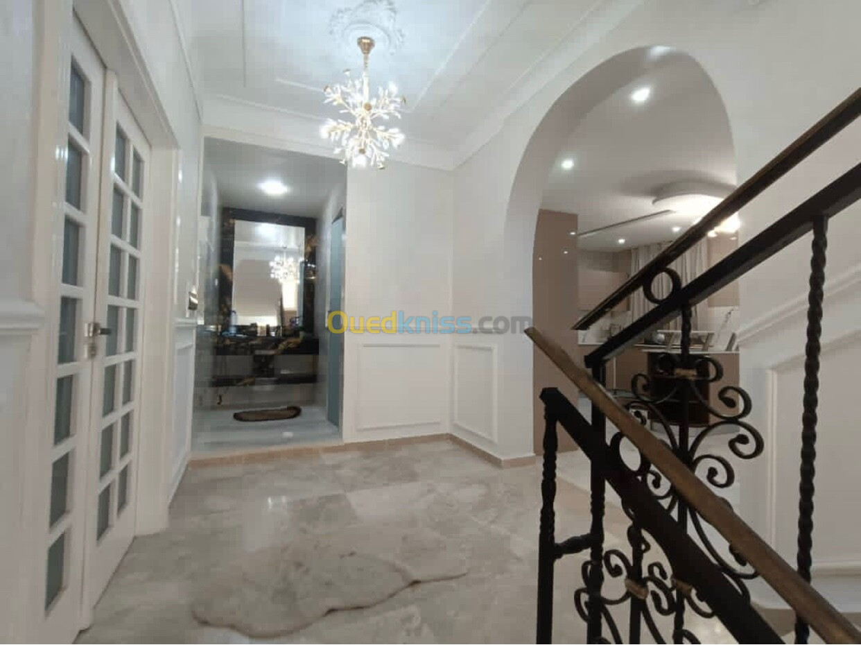 Location Niveau De Villa F8 Alger Kouba