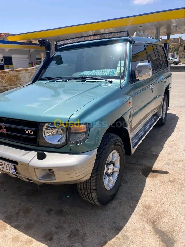 Mitsubishi Pajero 2000 Pajero