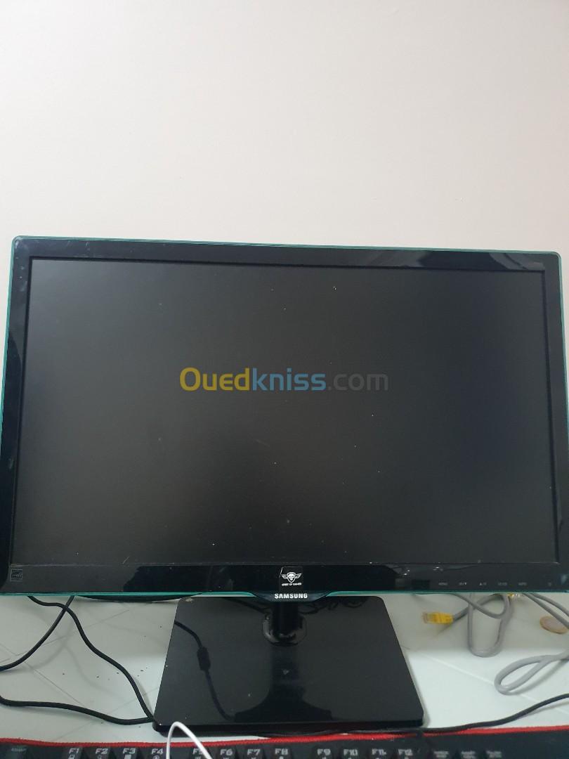 Écran moniteur SAMSUNG S22D390H 21.5 pouces