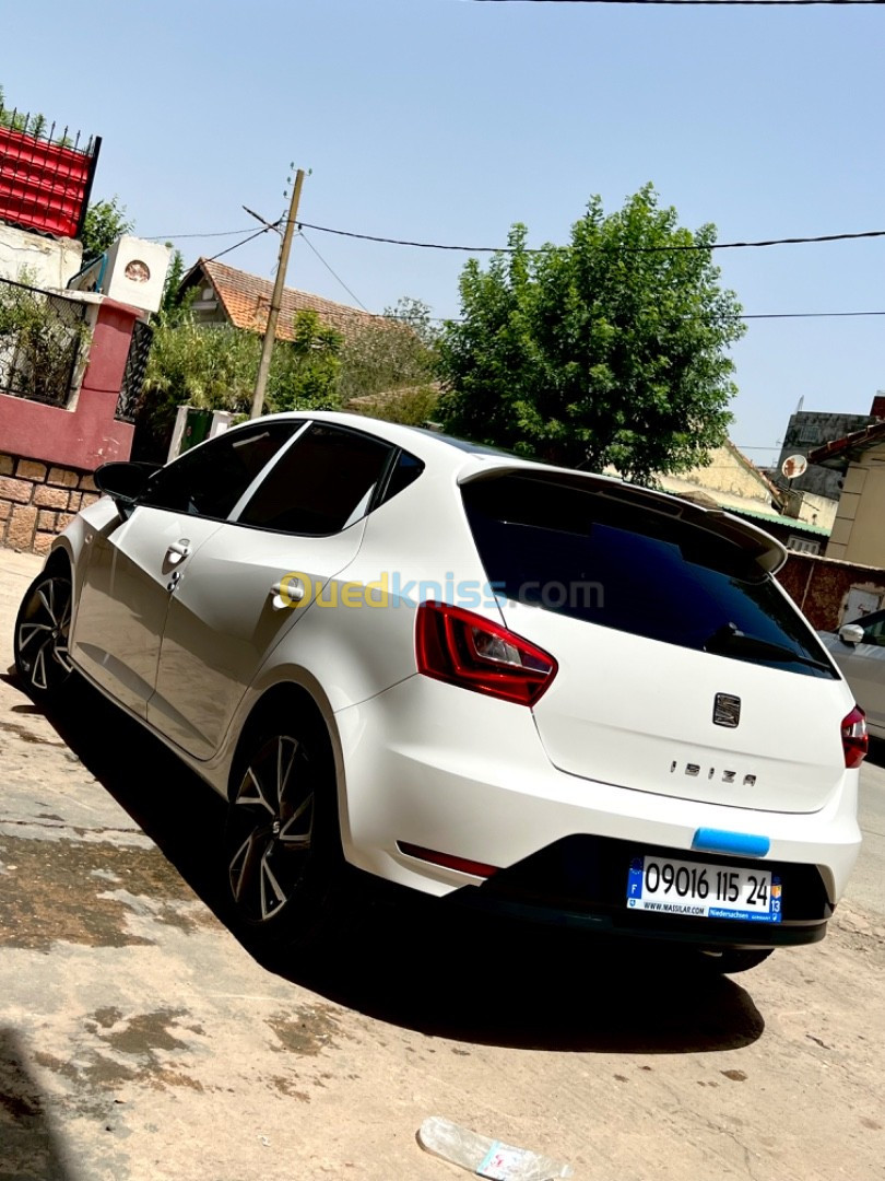 Seat Ibiza 2015 Black Line