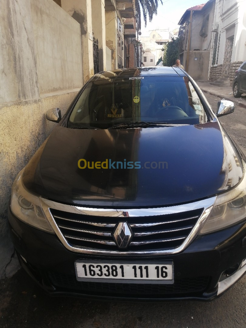 Renault Latitude 2011 Latitude