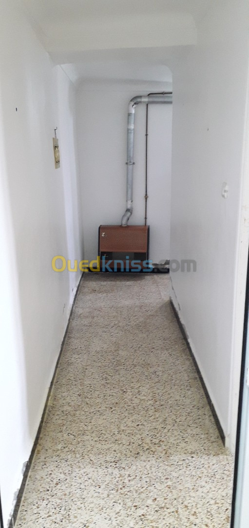 Location Appartement F2 Alger Rais hamidou