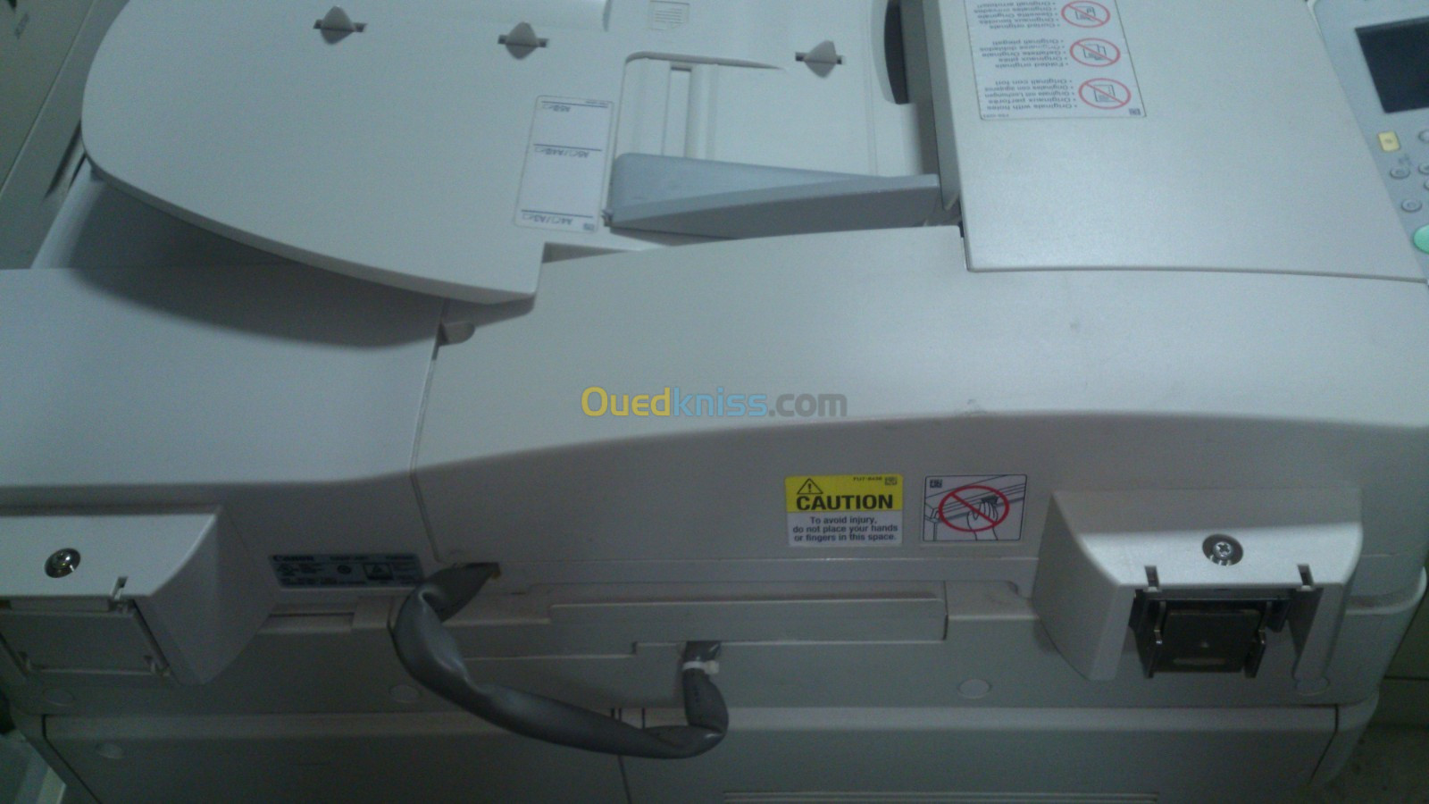 Photocopieur CANON iR2520 avec table et ADF