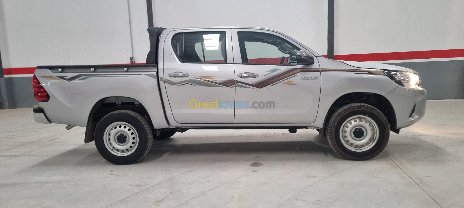 Toyota Hilux 2024 سلوقية