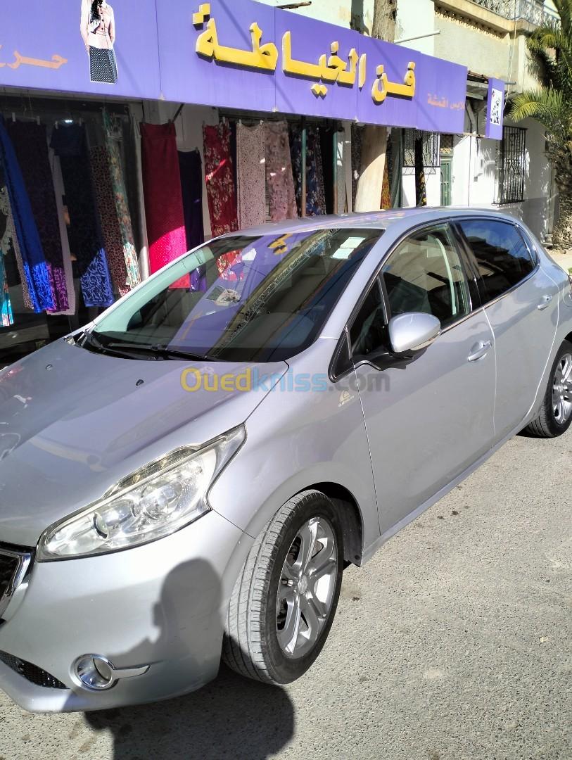 Peugeot 208 2014 208