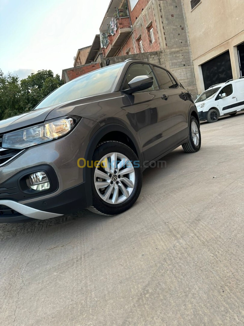 Volkswagen Touran Cross 2021 T-cross