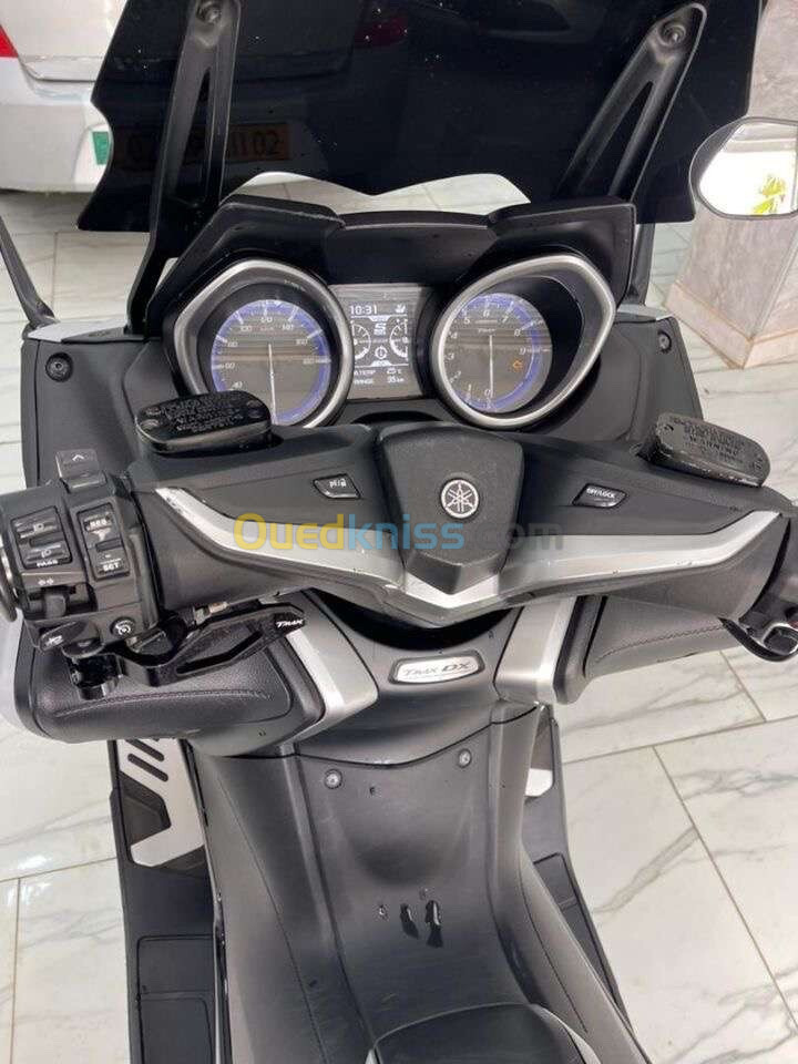 Yamaha Tmax 2020