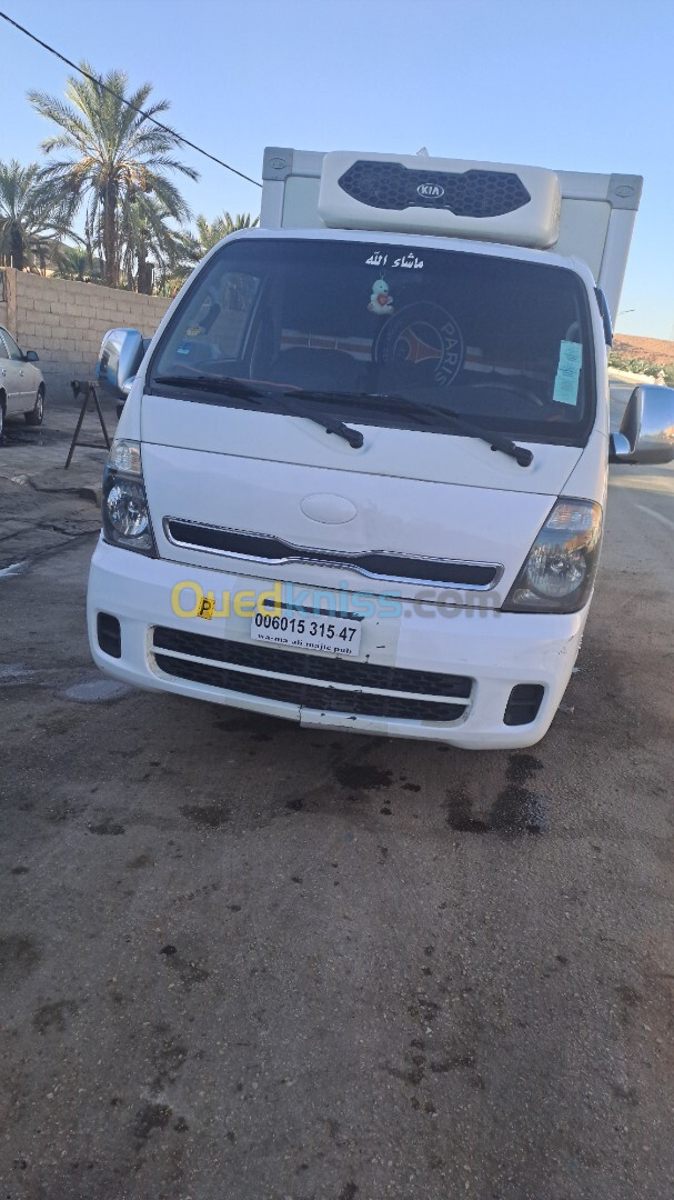 Kia K2700 2015