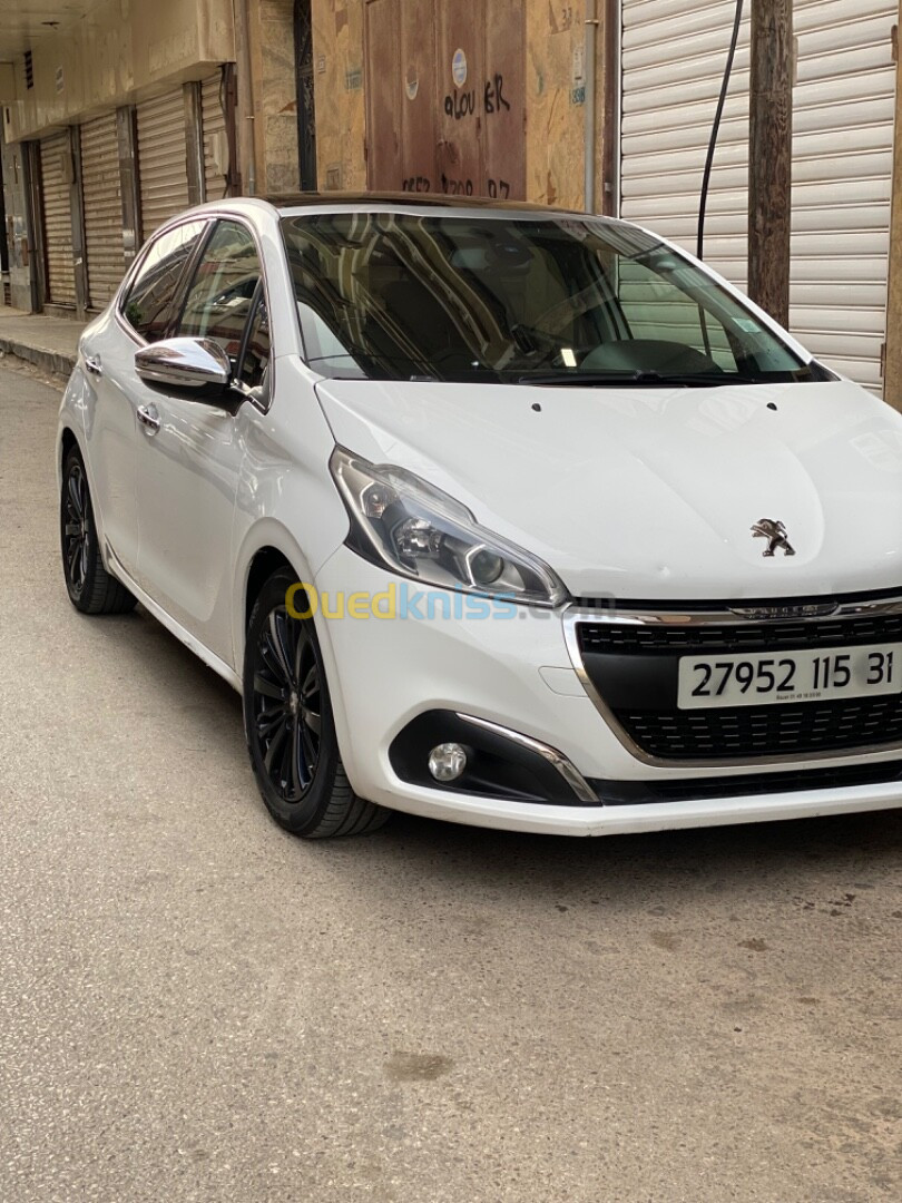 Peugeot 208 2015 Allure Facelift