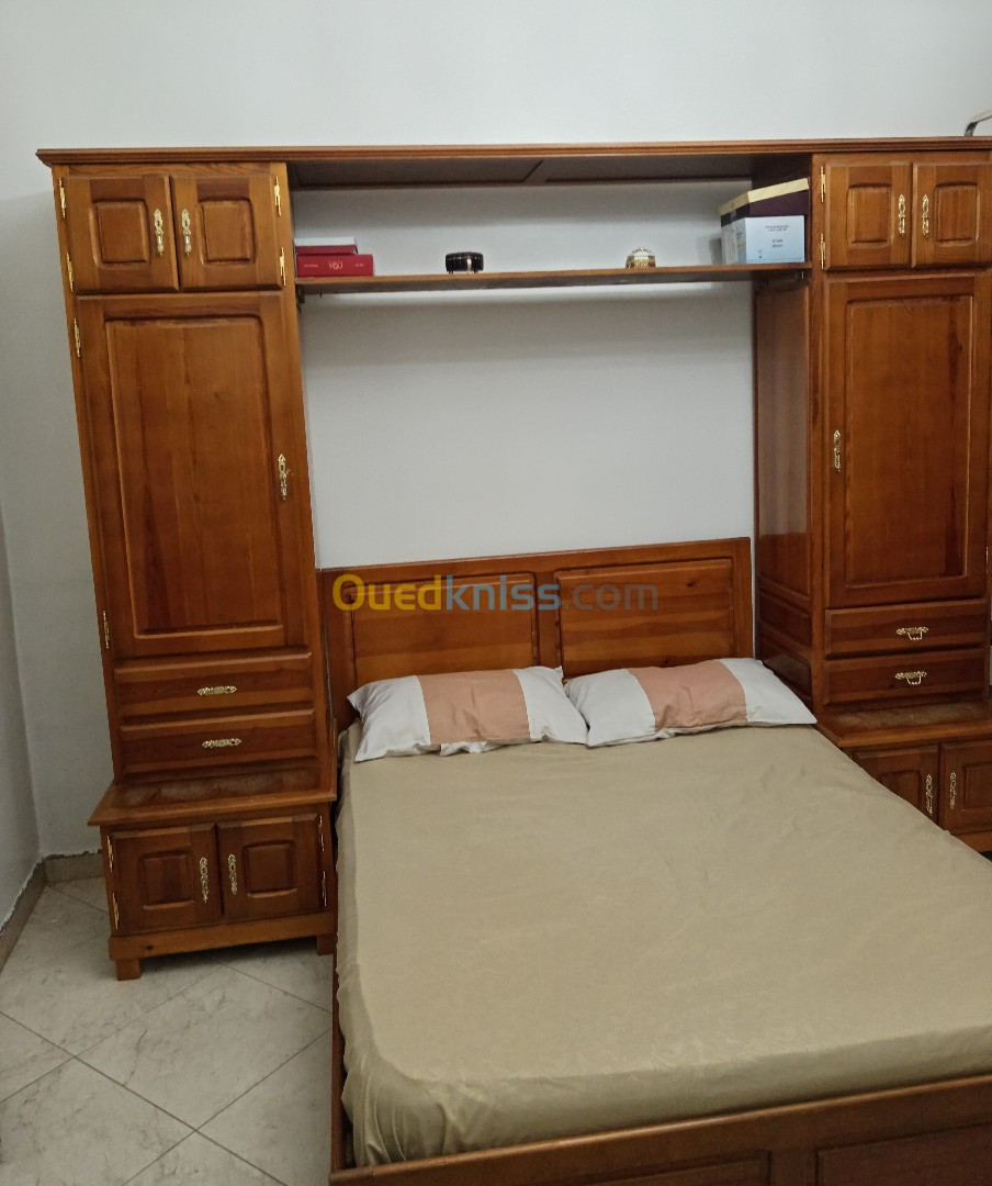 Chambre à coucher en bois dur + Matelas offert