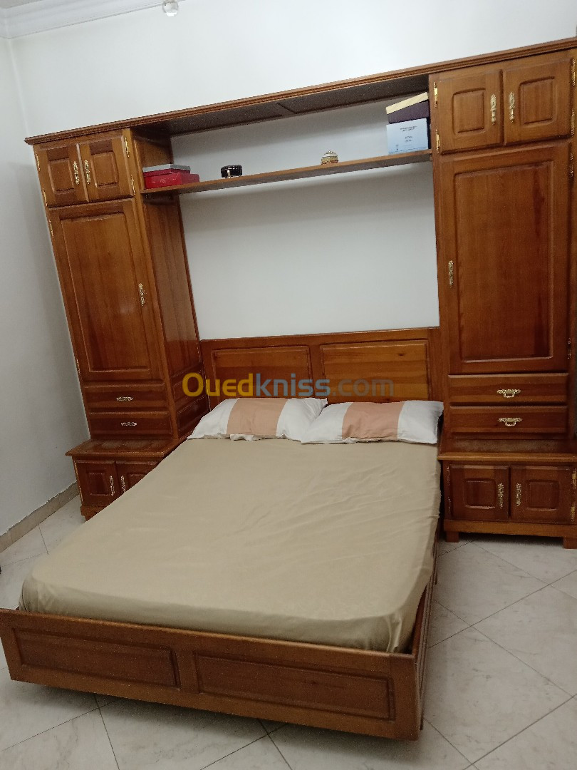 Chambre à coucher en bois dur + Matelas offert