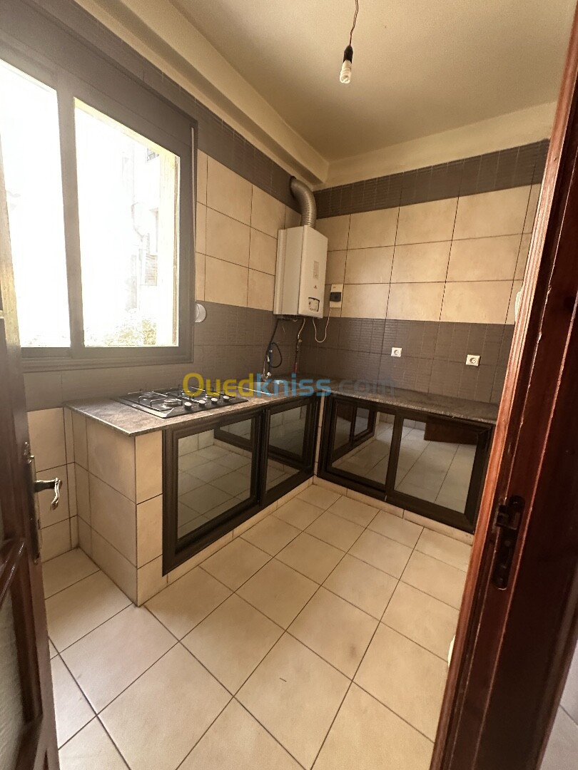 Location Niveau De Villa F3 Alger Cheraga