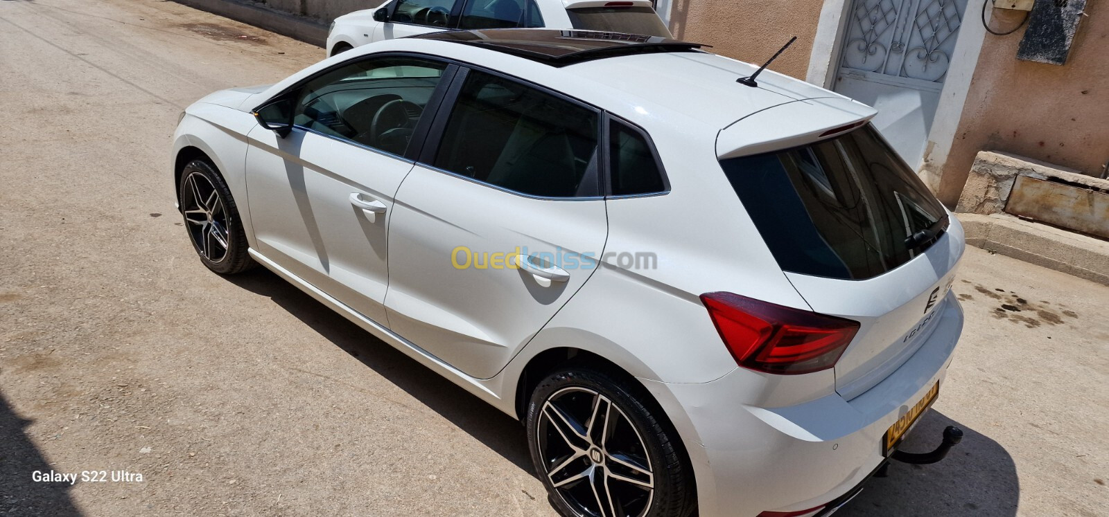 Seat Ibiza 2018 High plus li fiha empreinte f porte