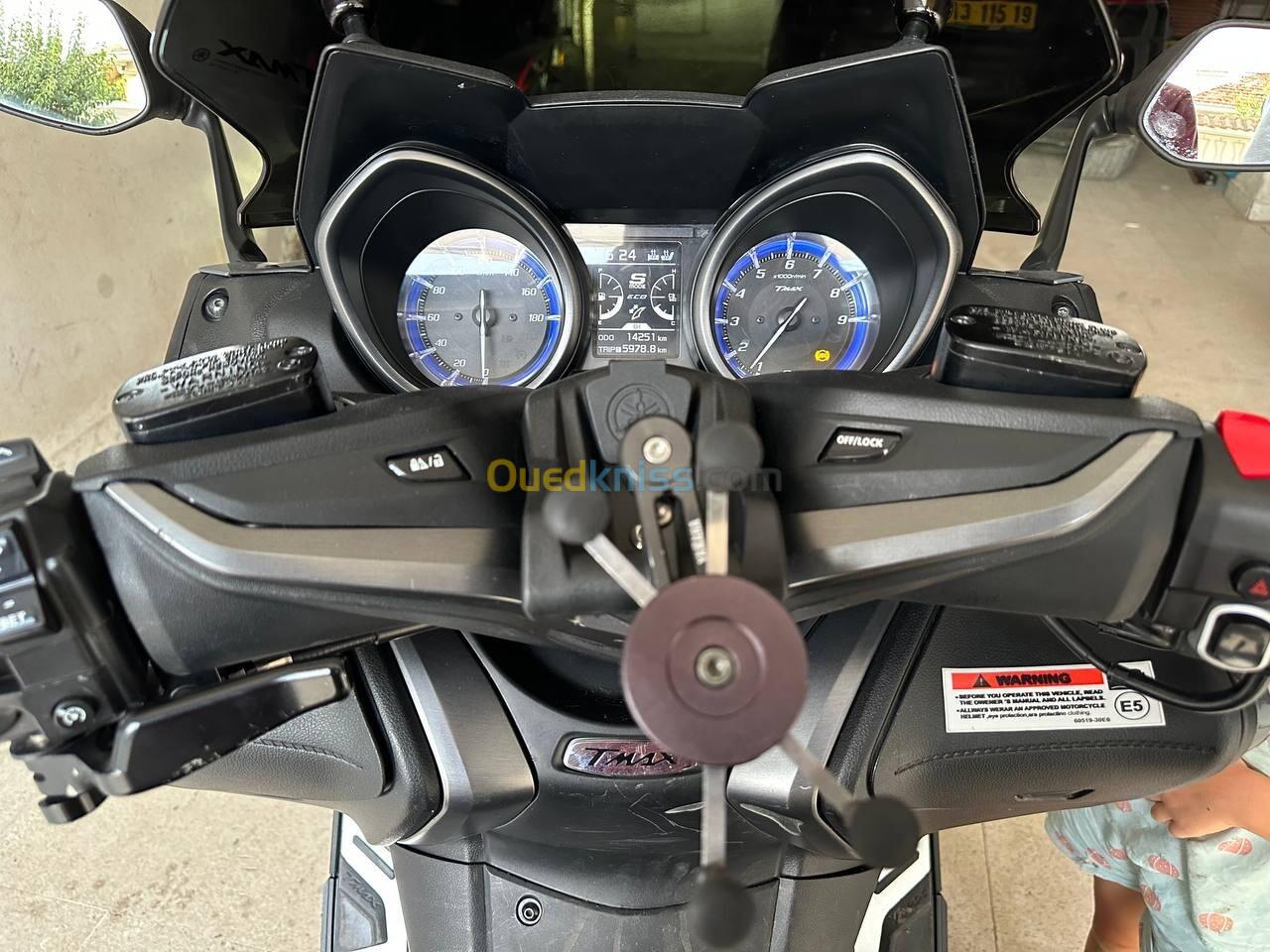 Yamaha Tmax560 2021