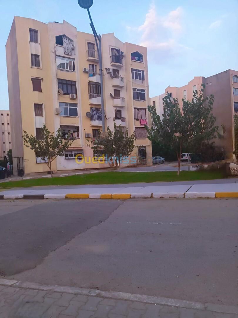 Location Appartement F3 Alger Les eucalyptus